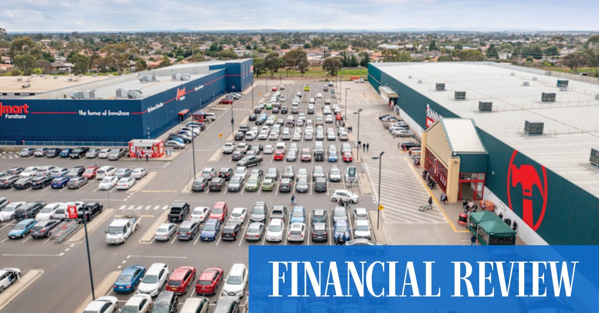 Bunnings sale sets new yield benchmark - Vimarsana News