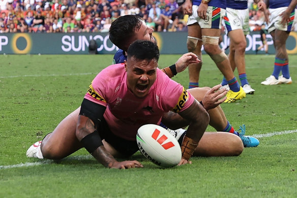 Spencer Leniu scores a try on the weekend against the New Zealand Warriors.