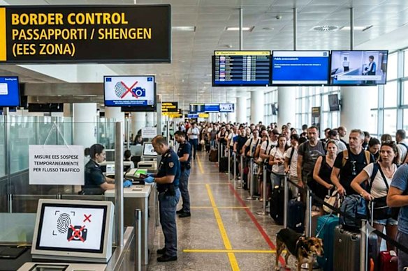 Rome’s airports could be forced to temporarily suspend the EU’s new Schengen Entry/Exit System (EES) biometric border checks this summer to prevent major travel disruptions. 
