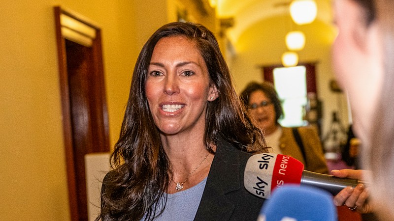 Vic minister sorry for giving character references to anyone who asked