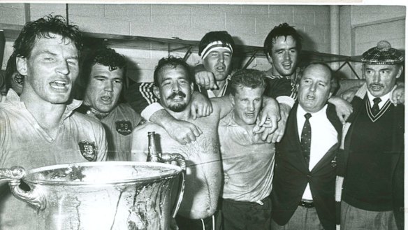 Distant memory: Alan Jones (second from right) and the Wallabies celebrate Australia's last victory at Eden Park in 1986.