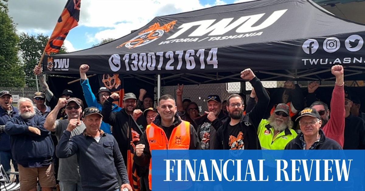 Cost of living Australia: Saputo milk tank drivers launch landmark dairy strike - Vimarsana News