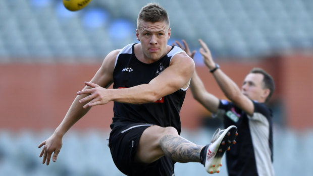 Jordan de Goey hits the training track at Adelaide Oval. 