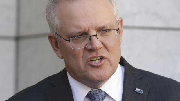 Scott Morrison is taking a risk by attacking Victorian Premier Daniel Andrews.