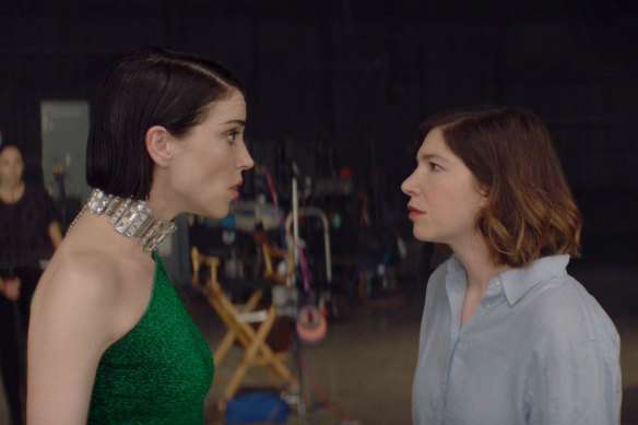 St Vincent (left) and Carrie Brownstein star in The Nowhere Inn, a ‘psycho-thriller music mockumentary’, screening in MIFF Play.