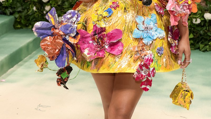 Outlets say black-tie dress codes are loosening on short dresses