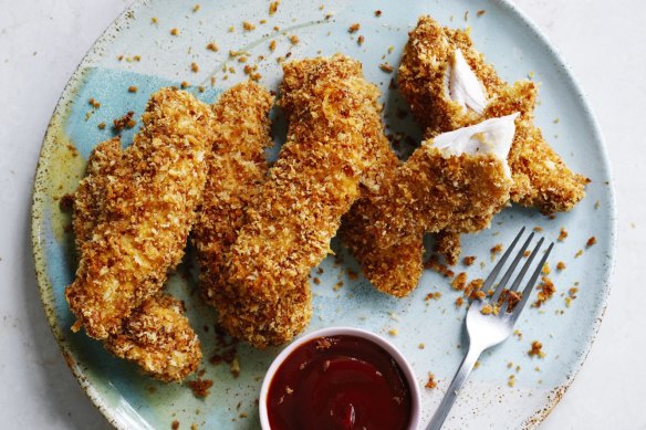 Chicken tenders with nugget sauce.