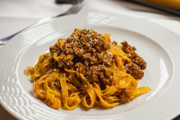 Can you name the city famous for its tagliatelle al ragu?
