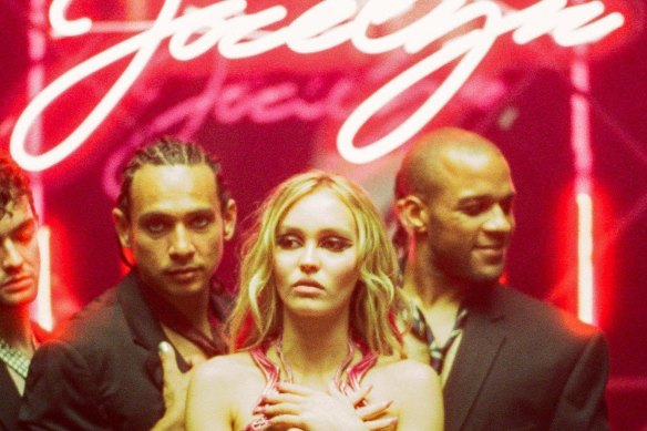 Jocelyn (Lily-Rose Depp) is a popstar on the edge of disaster in The Idol.