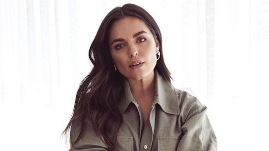 Olympia Valance and her husband, retired AFL plater Thomas Bellchambers started a quirky holiday tradition of buying hats.