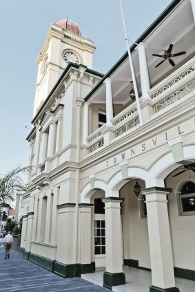 Townsville’s streets are filled with gold rush-era buildings reminiscent of Bendigo and Ballarat in Victoria. 