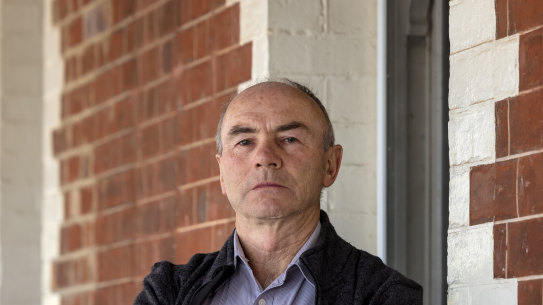 Richard Swanson sold an investment property at a loss. 