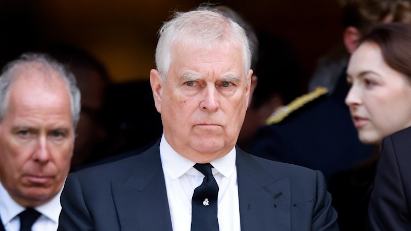 Australia news LIVE: PM says he would dump ex-prince Andrew from line of royal succession; Bondi royal commission commences today