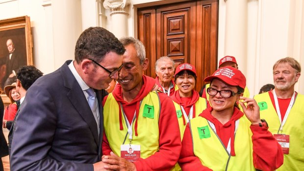 Premier Daniel Andrews with Chinese-Victorian community members in 2017.