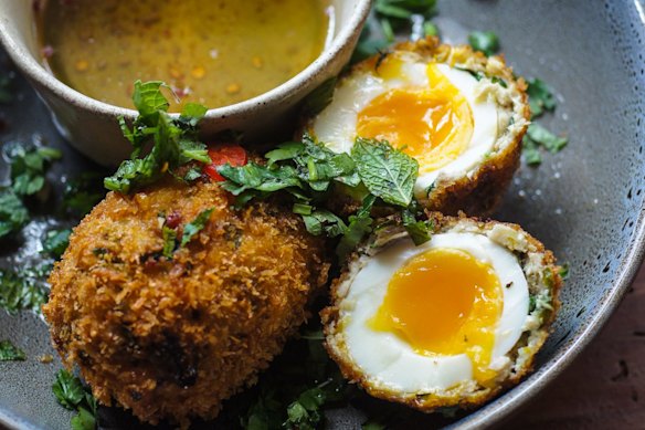 Son-in-law egg meets scotch egg.