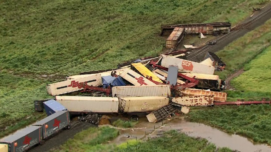 A freight train has derailed near Inverleigh, leaving containers piled up across the tracks.