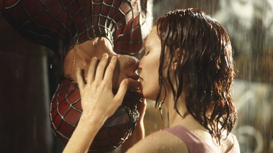 Tobey Maguire and Kirsten Dunst in the famous upside-down pash scene in Spider-Man.