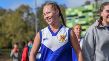 Aflw Prospect Eloise Mclean Awarded Anu Scholarship