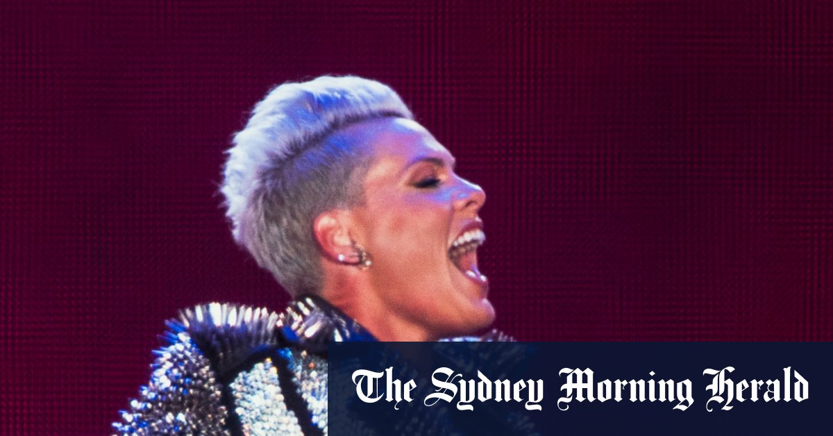 Pink Melbourne tour: Acrobatic star gets the party started - Vimarsana News