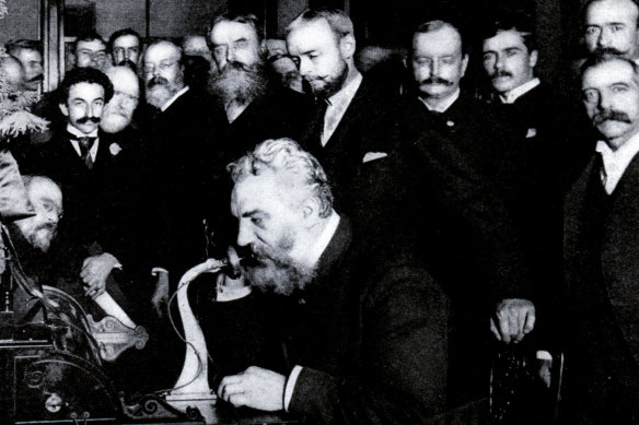 Alexander Graham Bell, inventor of the telephone, opens long-distance service between New York and Chicago in 1892.