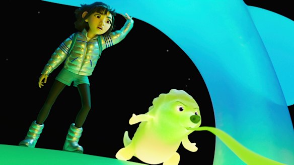 Fei Fei (left), voiced by Cathy Ang,  and Gobi, voiced by Ken Jeong, in Over the Moon.