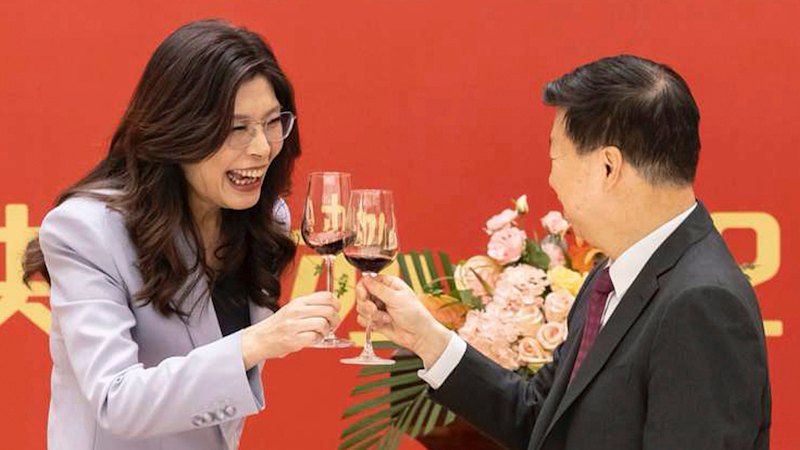 Beijing courts Taiwan’s opposition leader ahead of Trump visit