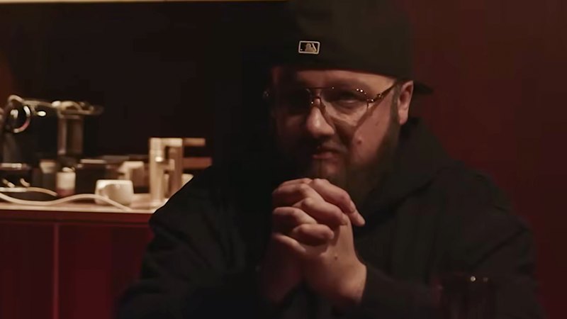 সশস্ত্র হোম আক্রমণকারীরা আন্ডারওয়ার্ল্ড সোশ্যাল মিডিয়া ব্যক্তিত্বদের লক্ষ্য করে