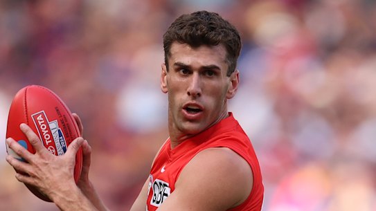 Robbie Fox was one of the few Swans who flew the flag on Saturday.