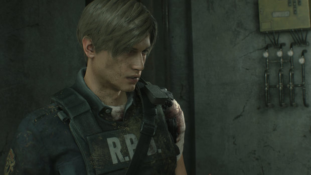 Resident Evil 2 Remake Footage Shows a Tense Confrontation, Ada Wong's New  Gadget, More