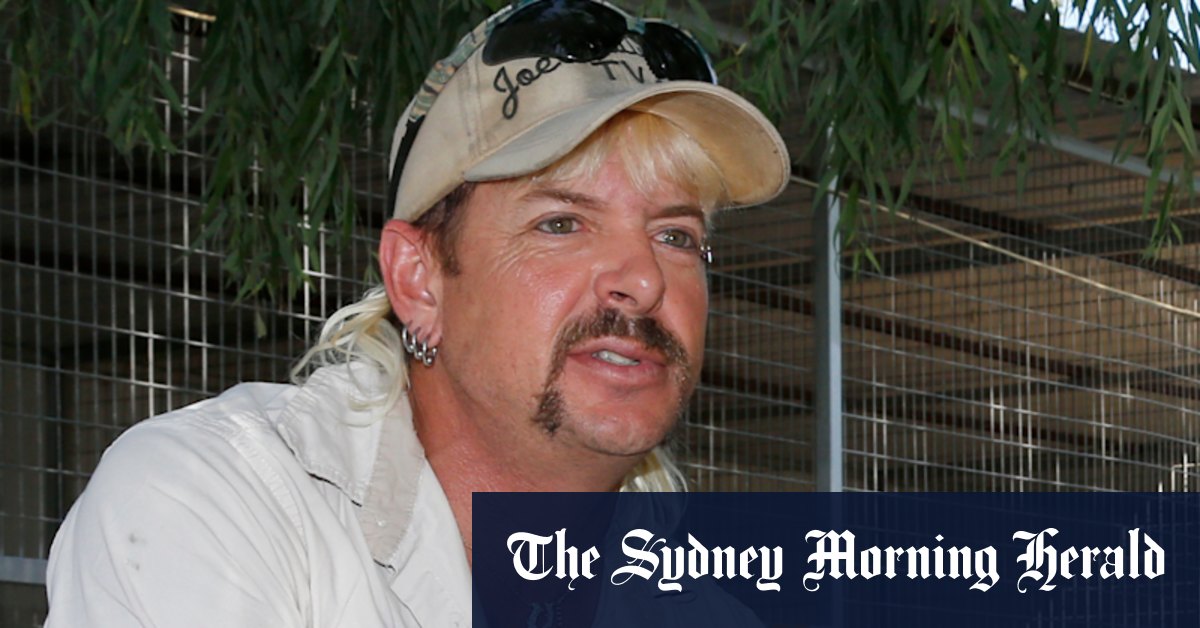Inside the stretch limo where Tiger King star Joe Exotic's team waited for a pardon that never came - Vimarsana News