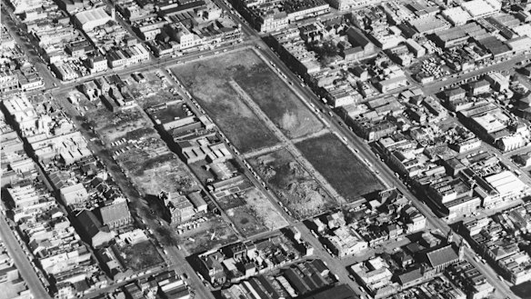 An aerial view of the Fitzroy slum clearance in preparation for construction of the Atherton Gardens estate.