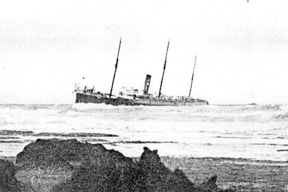 SS Petriana struck a reef near Point Nepean, Victoria, outside of Port Phillip Bay on November 28, 1903.