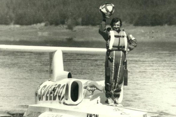 Ken Warby on the water for his water speed record.
