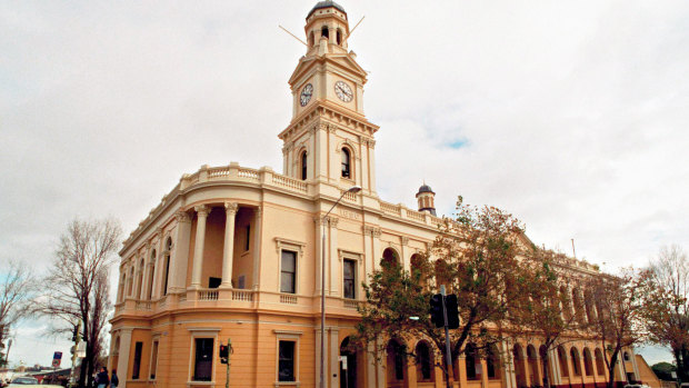 Undated photo of Paddington Town Hall, which houses the Chauvel. 