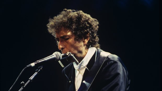 Bob Dylan is playing gigs around the country.