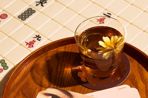 Shanghai Sazerac, one of the many classics given a Chinese spin.