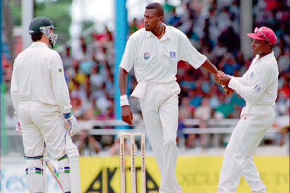 Richie Richardson holds Curtly Ambrose back from Steve Waugh in 1995.