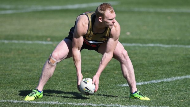 Peter Wallace played for two years without an anterior cruciate ligament in his right knee.