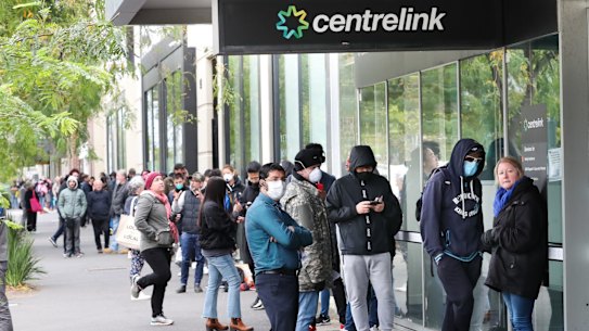 200,000 Victorians are still claiming the federal government’s Covid-19 disaster payments, which will end next week.