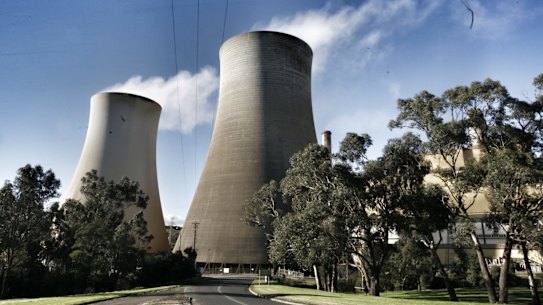 EnergyAustralia will close down its Yallourn brown coal-fired power plant in mid-2028.