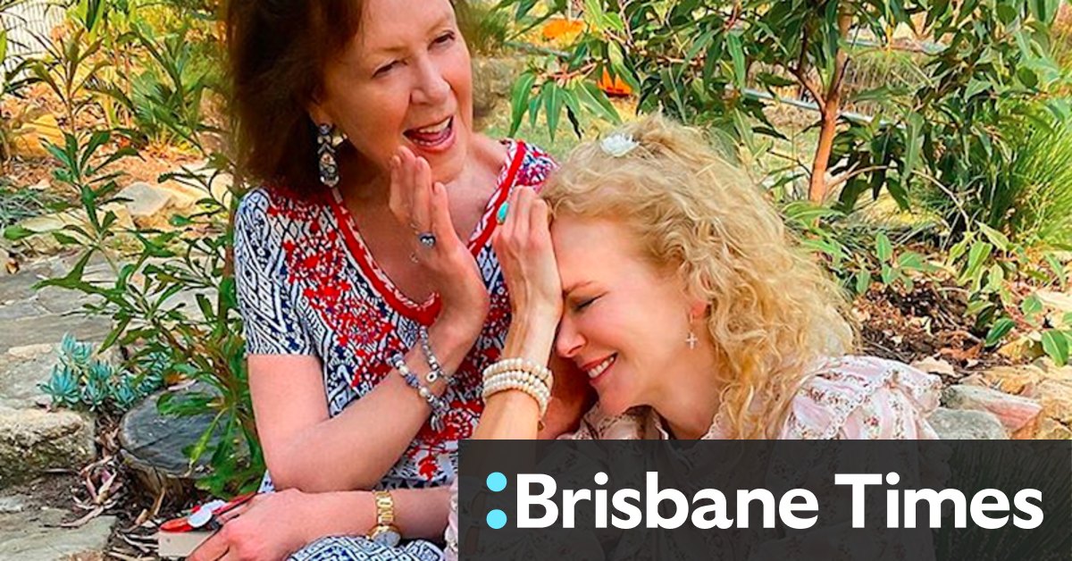 Nicole Kidman's mother Janelle Kidman flies party colours ahead of 2022 election - Vimarsana News