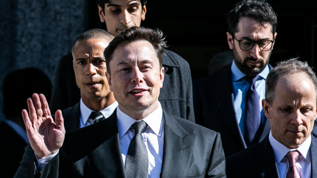 Elon Musk has added his voice to Australia's electric car debate.