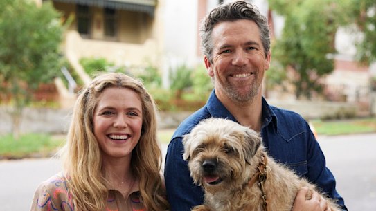 Harriet Dyer and Patrick Brammall (with Colin the dog) in Colin From Accounts. 