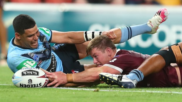 Harry Grant scores for the Maroons on his State of Origin debut.