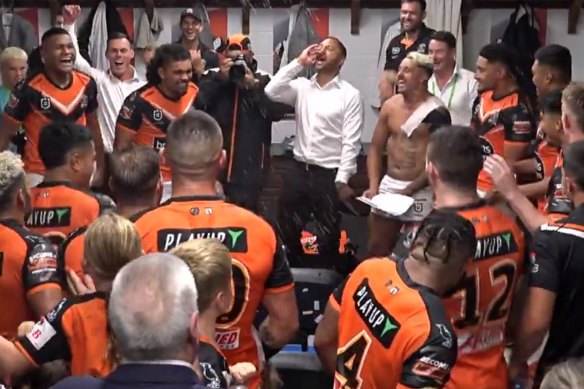 Benji Marshall sings the Tigers’ new team song.