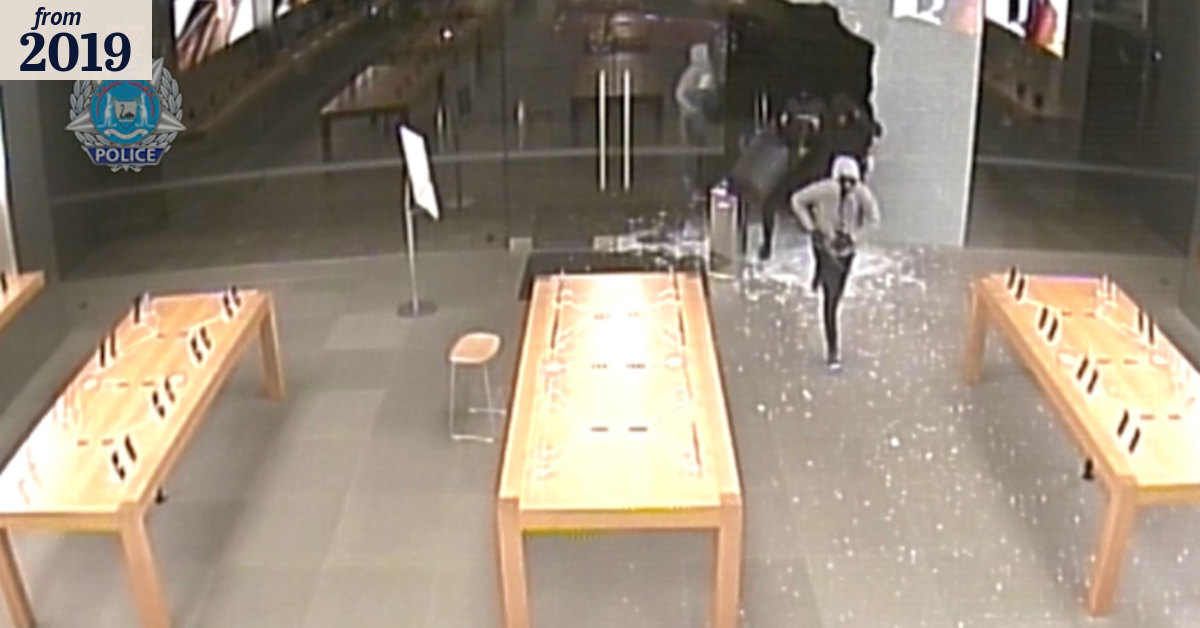 Armed robbers steal $300,000 worth of gadgets in tech theft rampage ...