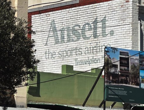 A ghost sign for the defunct Ansett Airlines.