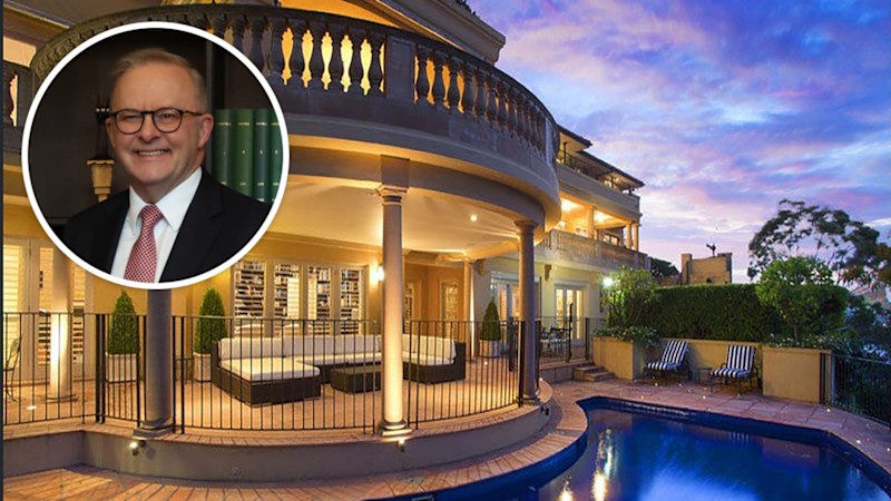 The bargain $40m Point Piper mansion that hosted the prime minister