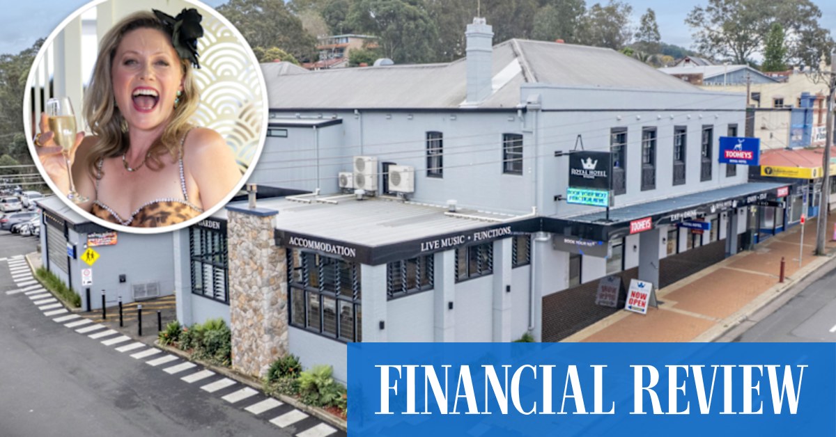afr.com - Sarah Petty - Musicals star brings the curtains down at NSW pub in $22m deal