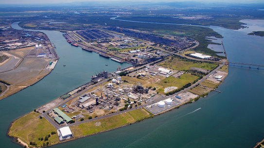 The hydrogen project will be built next to Orica’s Kooragang Island plant in Newcastle.